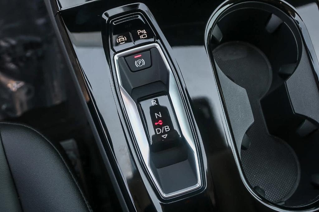 new 2025 Audi Q6 e-tron car, priced at $62,565