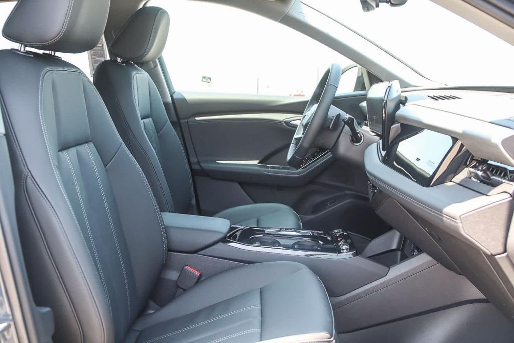 new 2025 Audi Q6 e-tron car, priced at $62,565