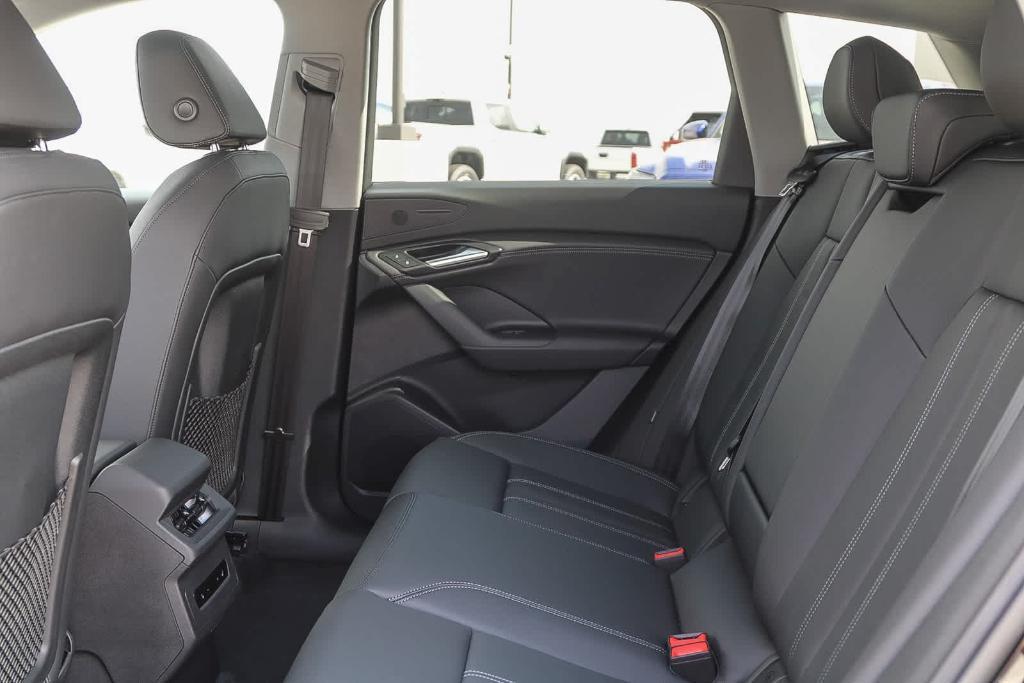 new 2025 Audi Q6 e-tron car, priced at $71,715
