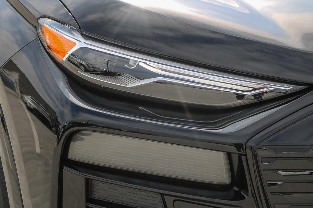 new 2025 Audi Q6 e-tron car, priced at $71,715