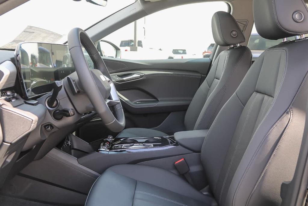 new 2025 Audi Q6 e-tron car, priced at $71,715