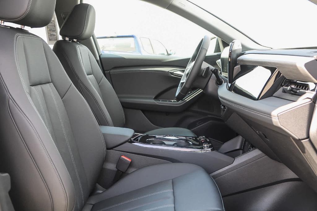 new 2025 Audi Q6 e-tron car, priced at $71,715
