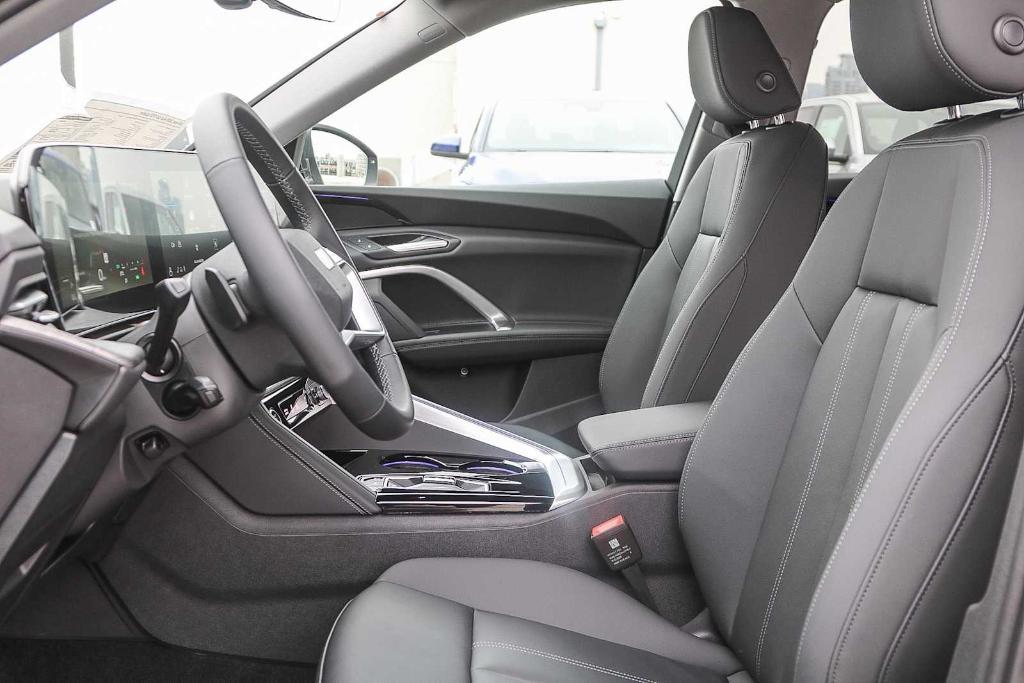 new 2025 Audi Q5 car, priced at $57,950