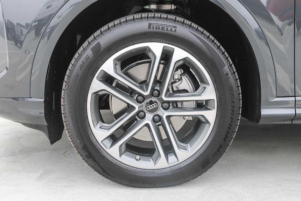 new 2025 Audi Q5 car, priced at $57,950