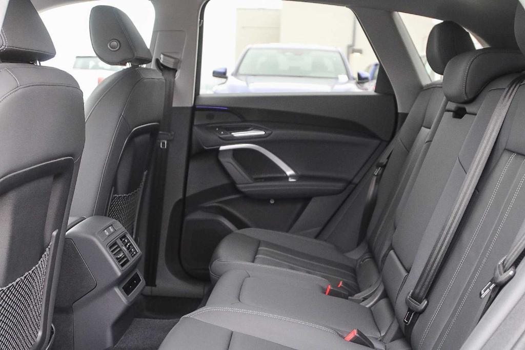 new 2025 Audi Q5 car, priced at $57,950
