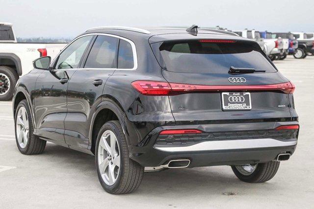 new 2025 Audi Q5 car, priced at $60,290
