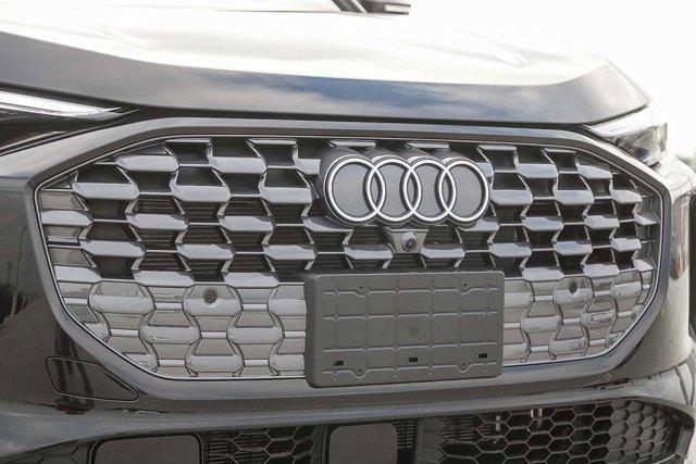 new 2025 Audi Q5 car, priced at $60,290