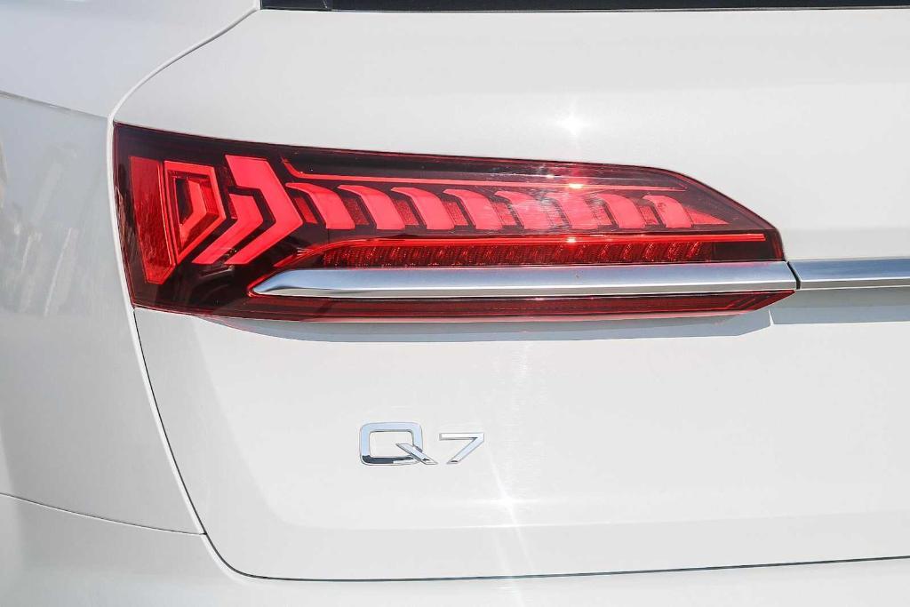 used 2022 Audi Q7 car, priced at $40,992