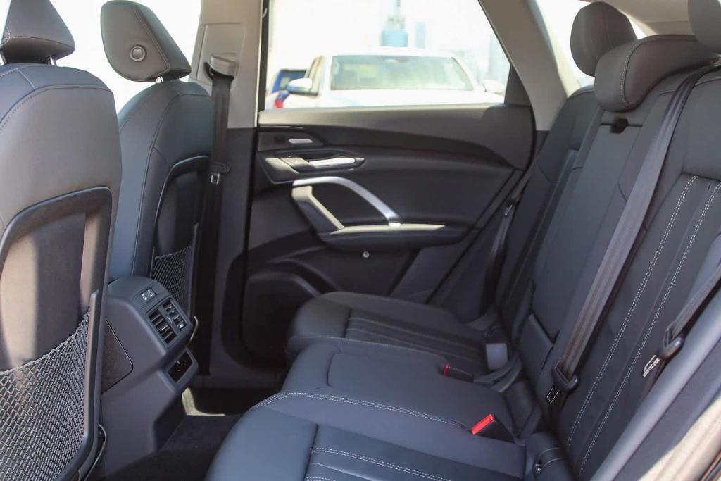 new 2025 Audi Q5 car, priced at $59,685