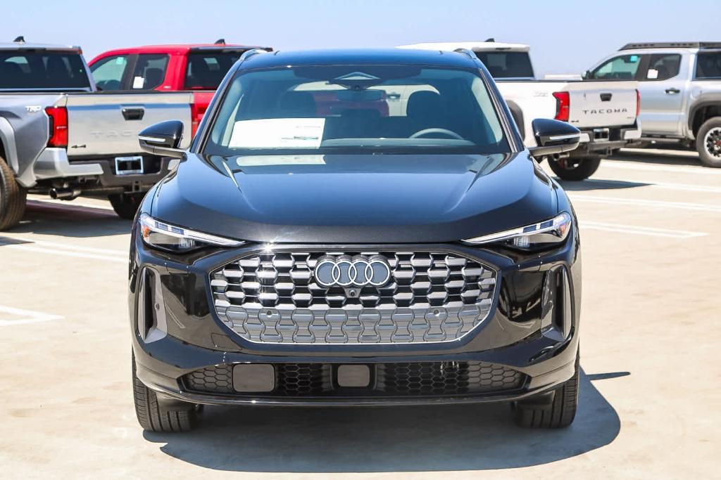 new 2025 Audi Q5 car, priced at $59,685