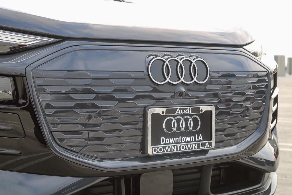 new 2025 Audi Q6 e-tron car, priced at $69,925