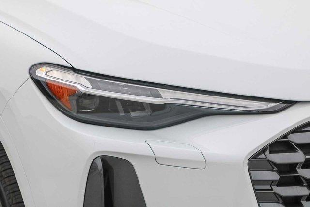 new 2025 Audi Q5 car, priced at $61,150