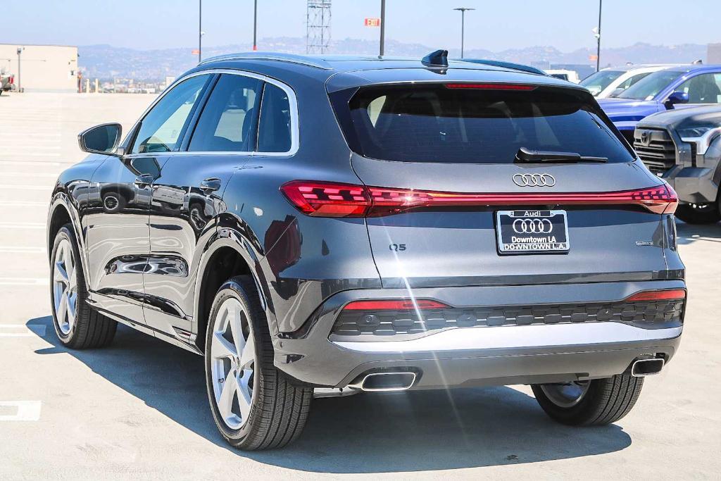 new 2025 Audi Q5 car, priced at $60,290