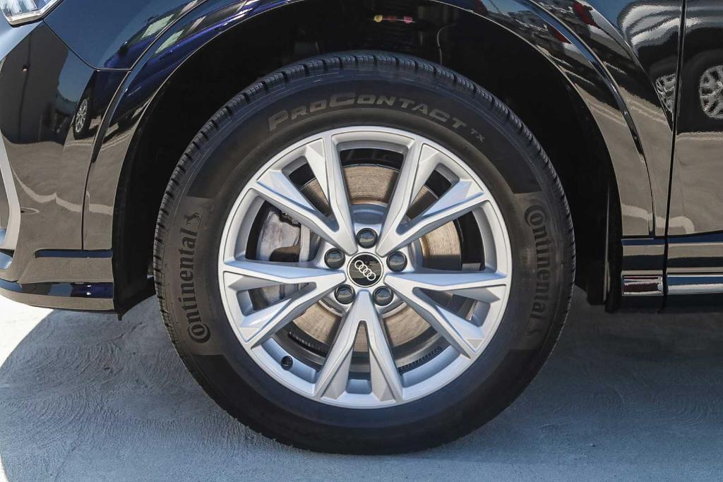 new 2025 Audi Q3 car, priced at $42,610