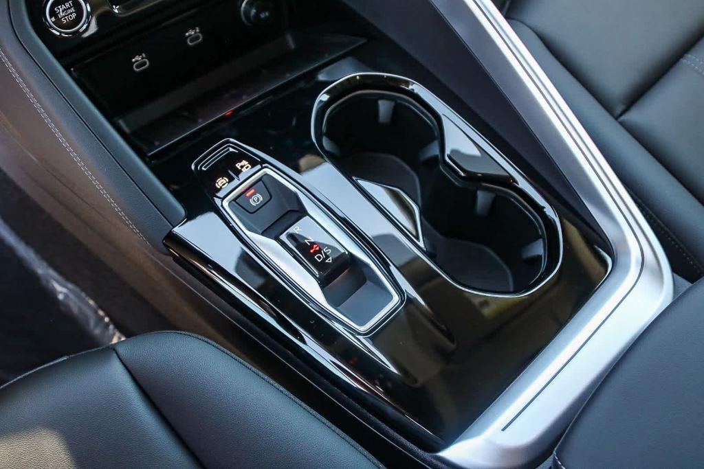 new 2025 Audi Q5 car, priced at $59,685