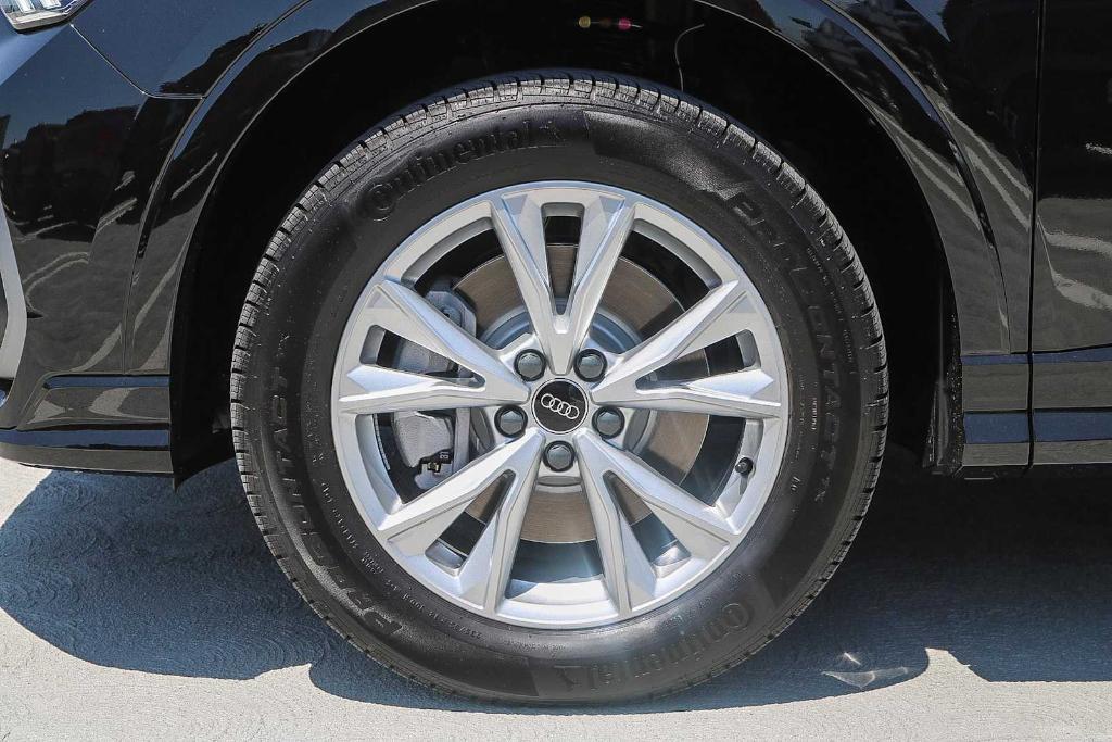 new 2025 Audi Q3 car, priced at $44,785