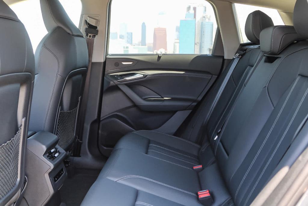 new 2025 Audi Q6 e-tron car, priced at $76,195