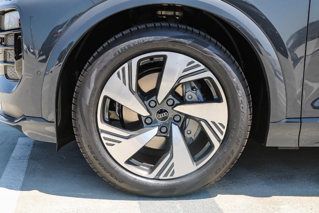 new 2025 Audi Q6 e-tron car, priced at $76,195