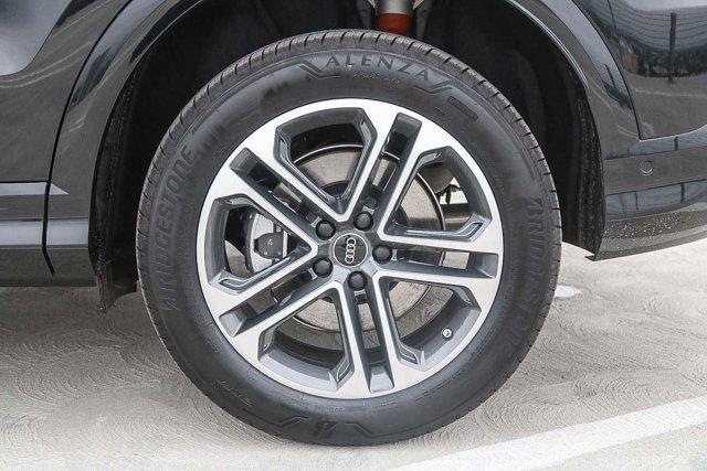 new 2025 Audi Q5 car, priced at $57,625