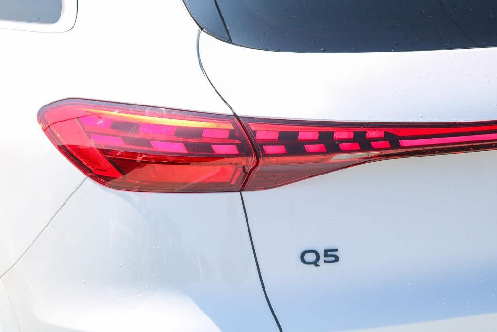 new 2025 Audi Q5 car, priced at $61,150