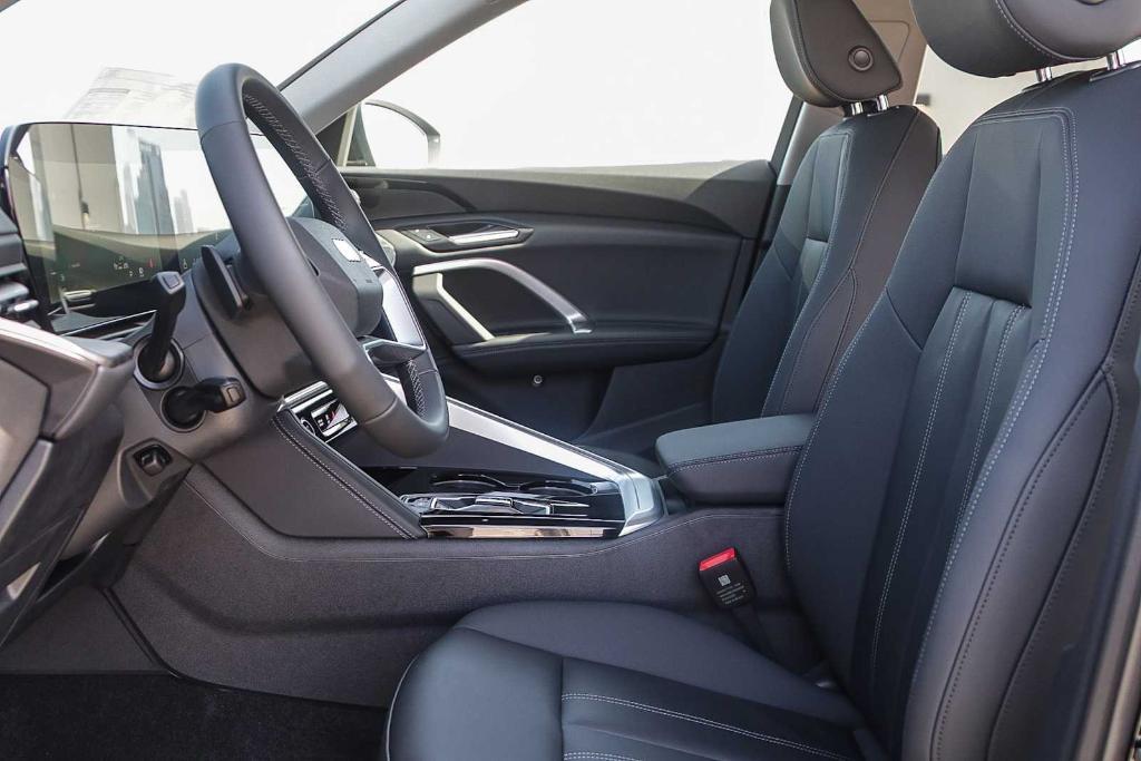 new 2025 Audi Q5 car, priced at $57,625