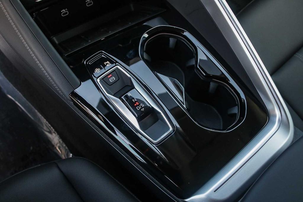 new 2025 Audi Q5 car, priced at $57,625