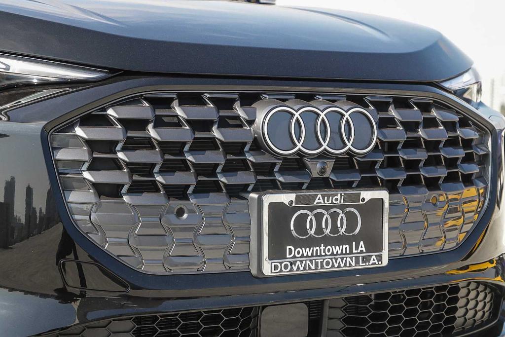 new 2025 Audi Q5 car, priced at $57,625