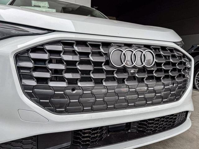 new 2025 Audi Q5 car, priced at $60,960