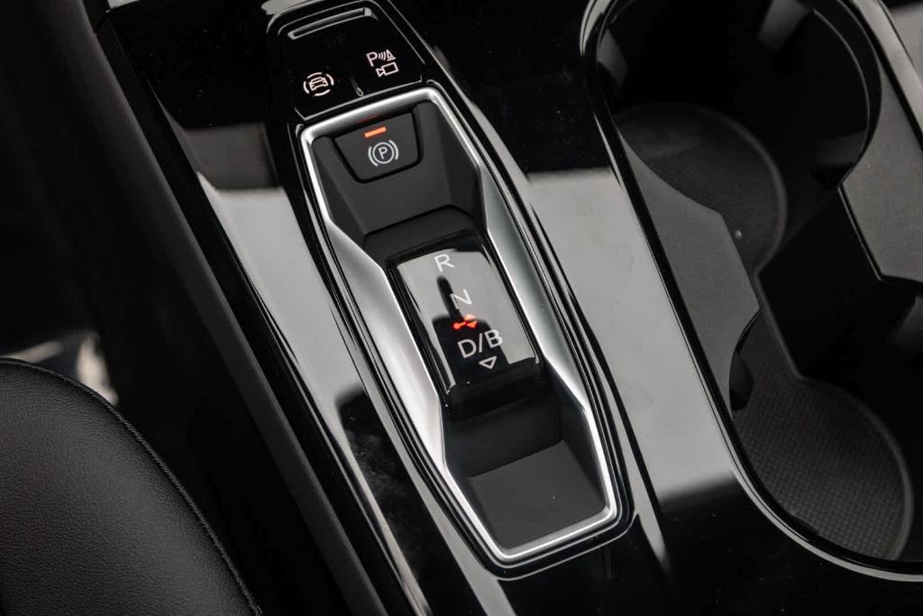 new 2025 Audi Q6 e-tron car, priced at $74,165