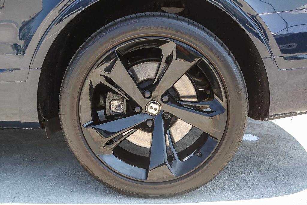 used 2019 Bentley Bentayga car, priced at $84,996