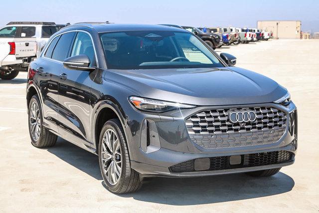 new 2025 Audi Q5 car, priced at $60,960
