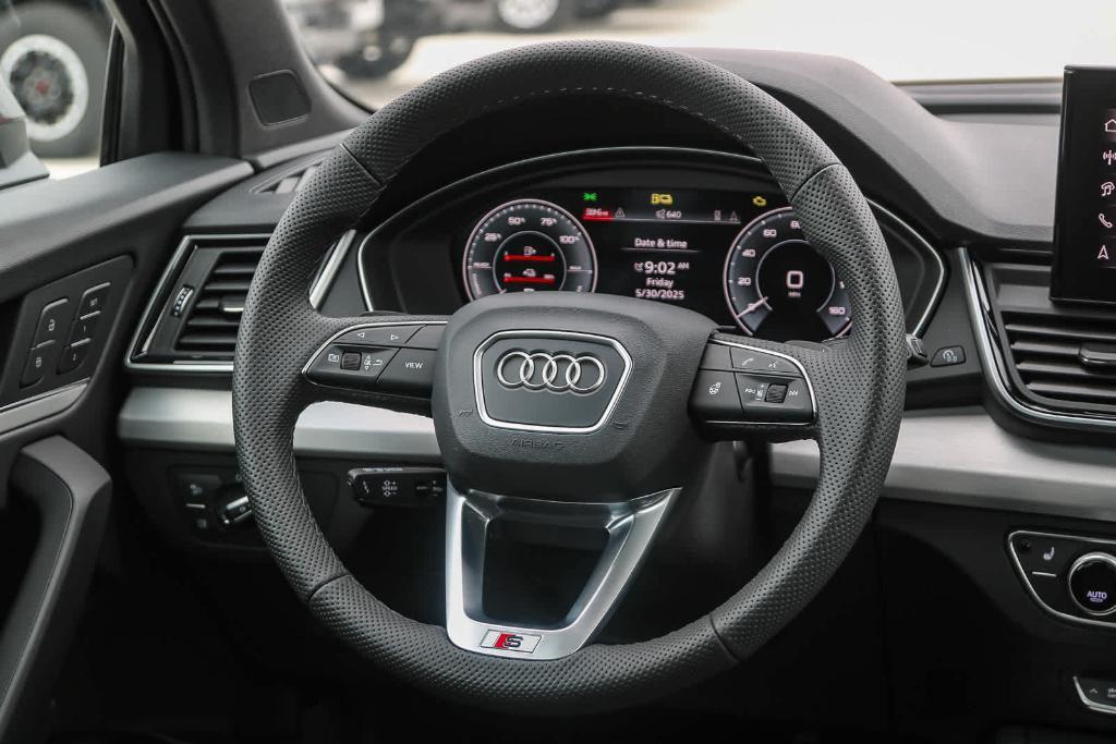 new 2025 Audi Q5 car, priced at $68,890