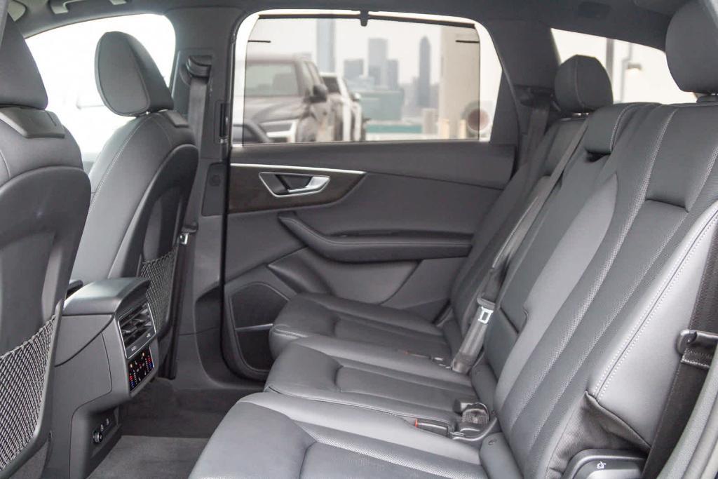 used 2025 Audi Q7 car, priced at $68,992