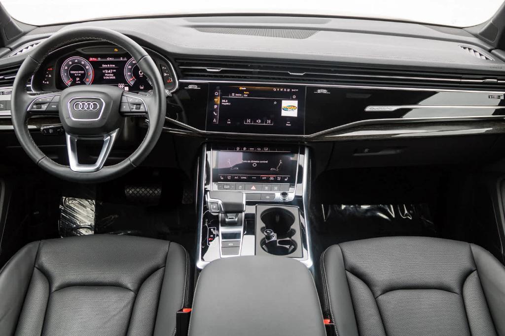 used 2025 Audi Q7 car, priced at $68,992