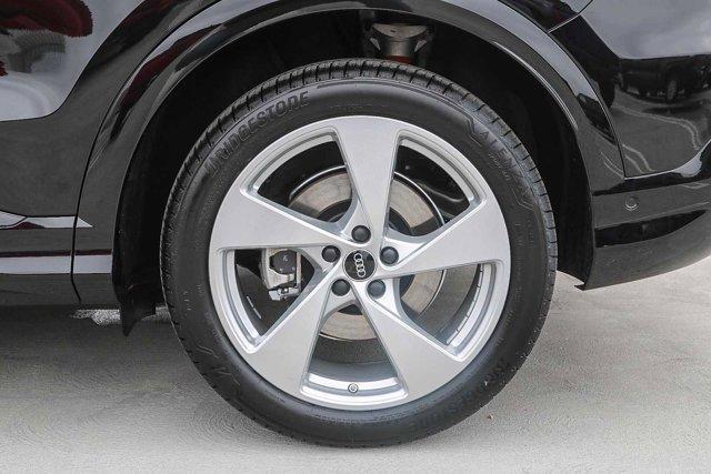 new 2025 Audi Q5 car, priced at $64,100