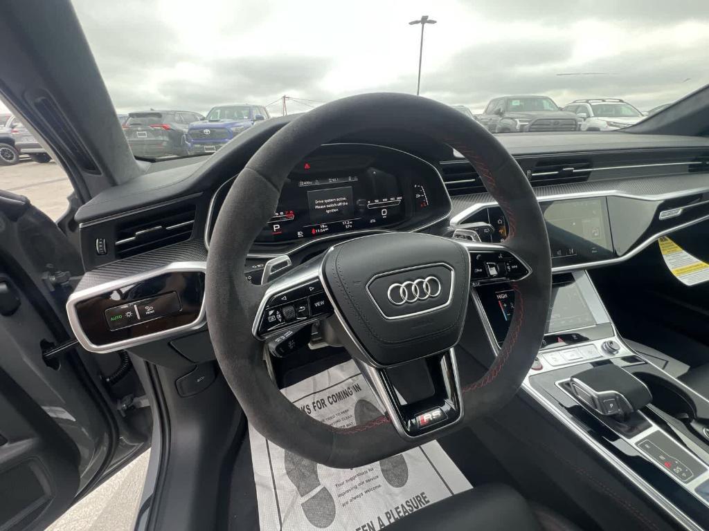 new 2025 Audi RS 6 Avant car, priced at $147,895