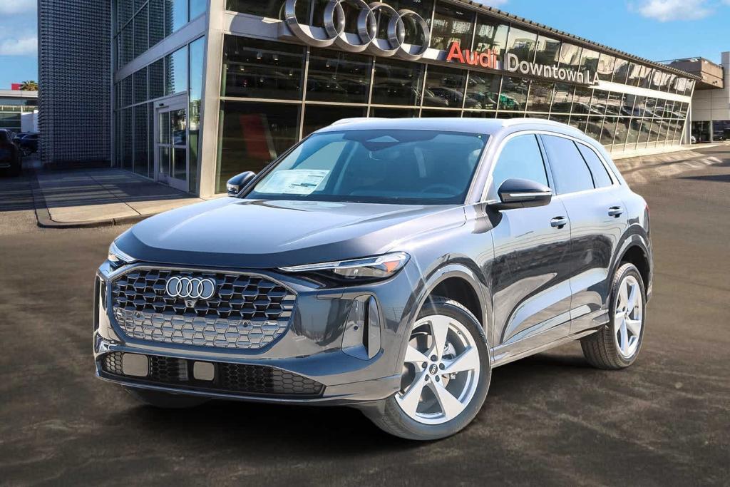 new 2025 Audi Q5 car, priced at $60,960