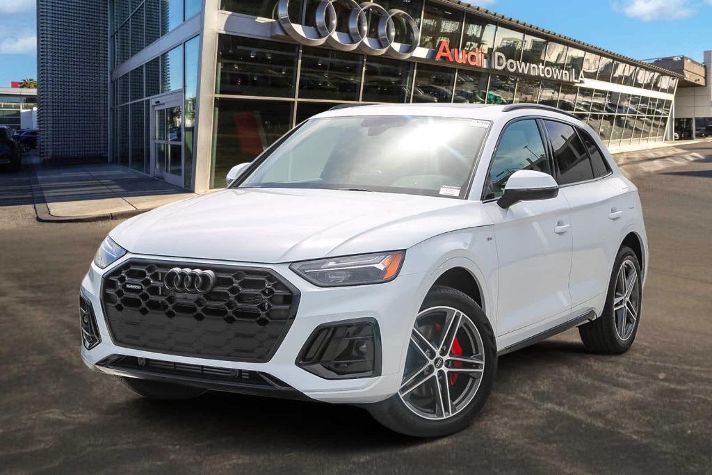 new 2025 Audi Q5 car, priced at $67,160
