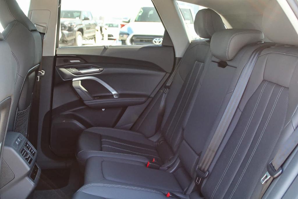 new 2025 Audi Q5 car, priced at $60,350