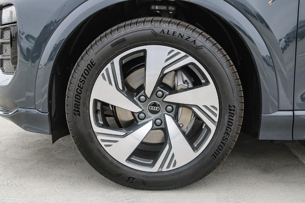 new 2025 Audi Q6 e-tron car, priced at $76,905