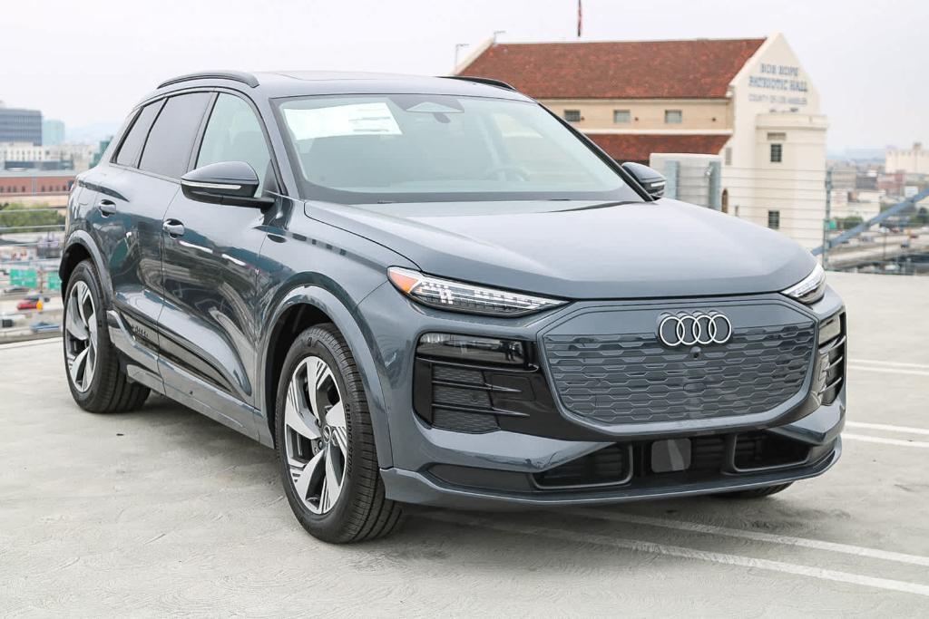 new 2025 Audi Q6 e-tron car, priced at $76,905