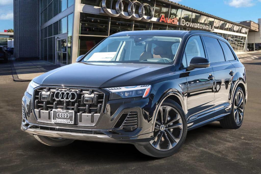 new 2025 Audi Q7 car, priced at $80,690