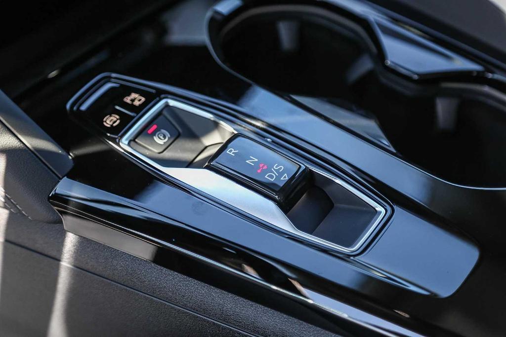new 2025 Audi Q5 car, priced at $60,290