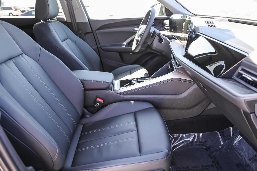 new 2025 Audi Q5 car, priced at $60,290