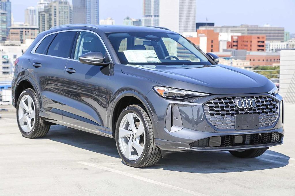 new 2025 Audi Q5 car, priced at $60,290