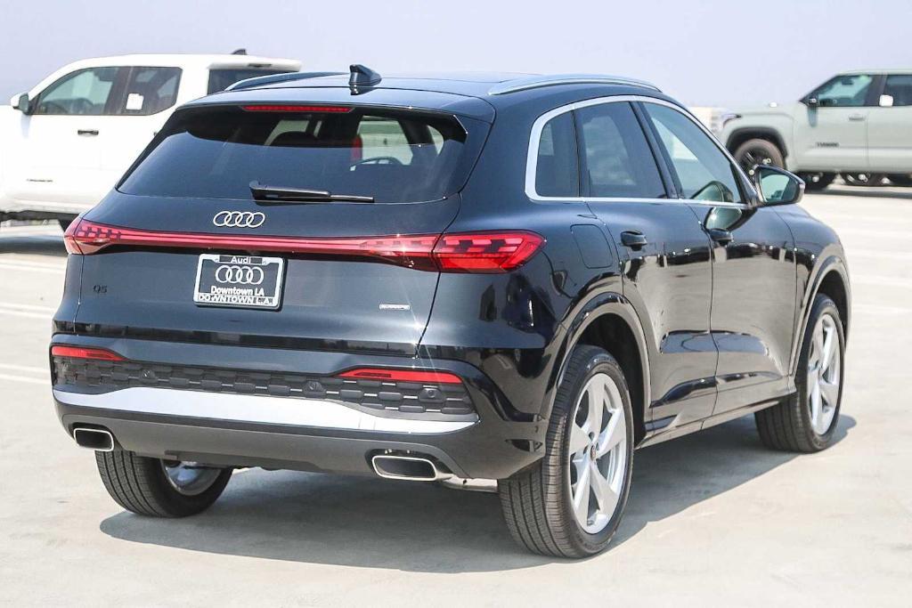 new 2025 Audi Q5 car, priced at $60,290