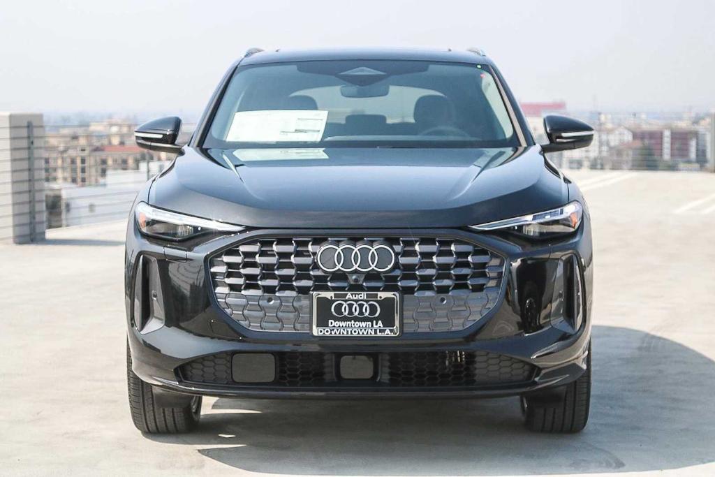new 2025 Audi Q5 car, priced at $60,290