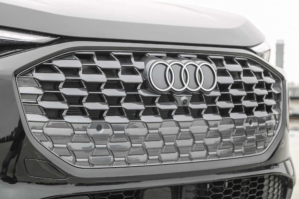 new 2025 Audi Q5 car, priced at $61,150