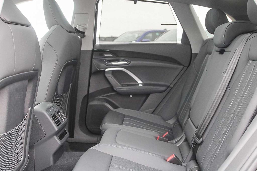 new 2025 Audi Q5 car, priced at $61,150