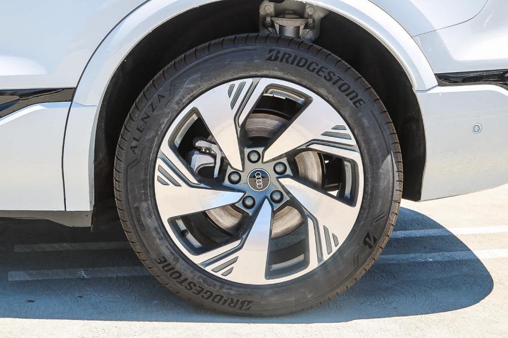 new 2025 Audi Q6 e-tron car, priced at $72,845
